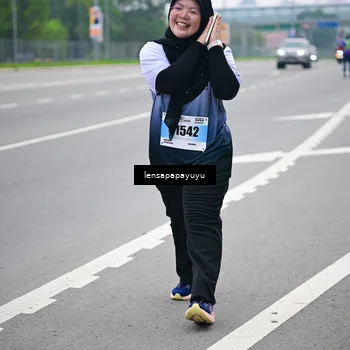 Runner Photo 7340291