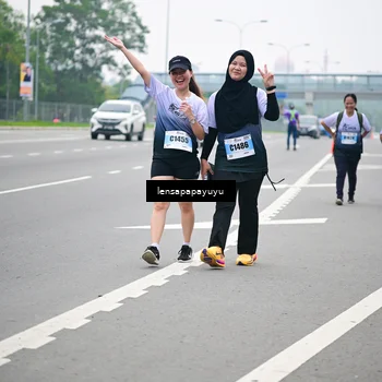 Runner Photo 7340294
