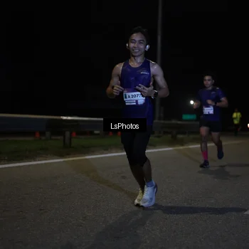 Runner Photo 7340305