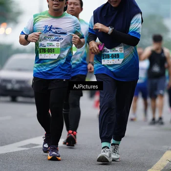 Runner Photo 7340308