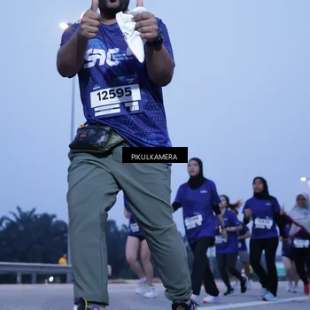 Runner Photo 7340323