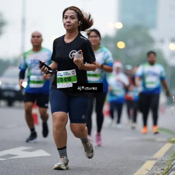 Runner Photo 7340332