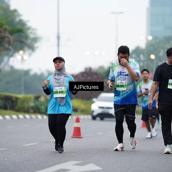 Runner Photo 7340333