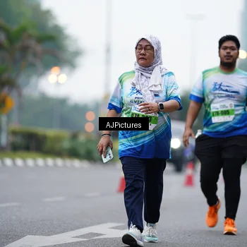 Runner Photo 7340336