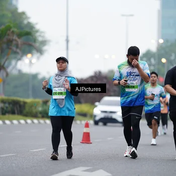 Runner Photo 7340339