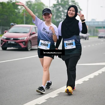 Runner Photo 7340342
