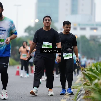 Runner Photo 7340348