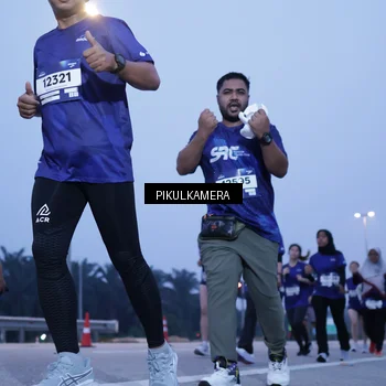 Runner Photo 7340350