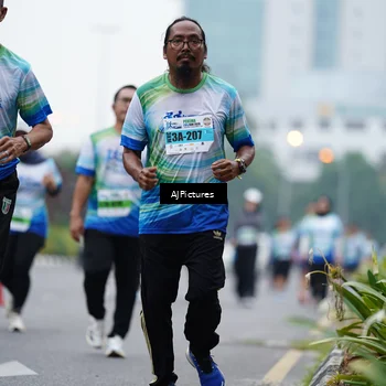 Runner Photo 7340364