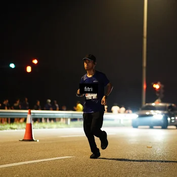 Runner Photo 7340388