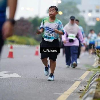 Runner Photo 7340391