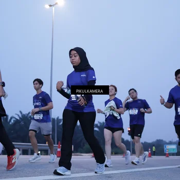 Runner Photo 7340392