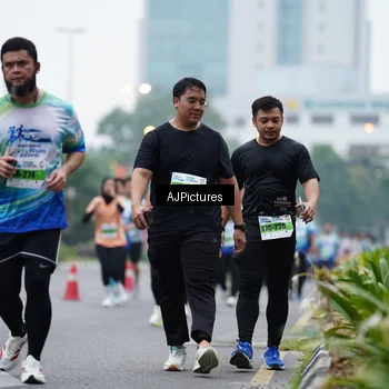 Runner Photo 7340393
