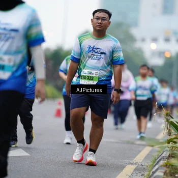 Runner Photo 7340395
