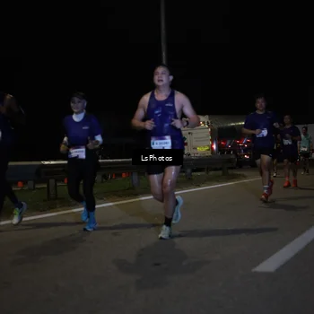 Runner Photo 7340404