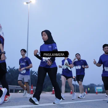 Runner Photo 7340409