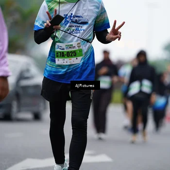 Runner Photo 7340410