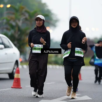 Runner Photo 7340420