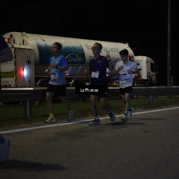 Runner Photo 7340429