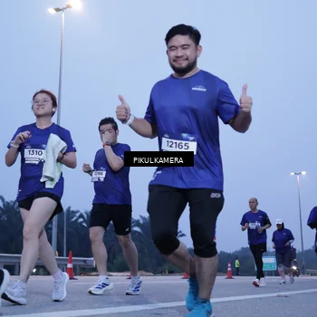 Runner Photo 7340439
