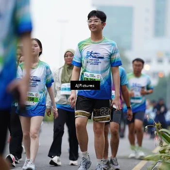 Runner Photo 7340440
