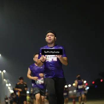 Runner Photo 7340472