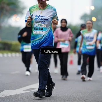 Runner Photo 7340485