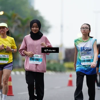 Runner Photo 7340495