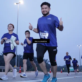 Runner Photo 7340500