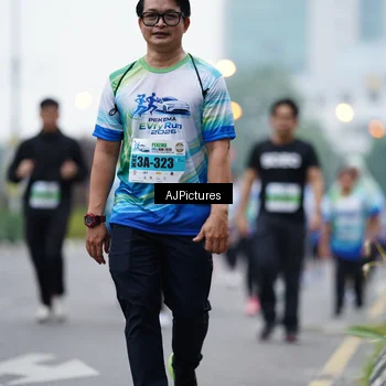 Runner Photo 7340520
