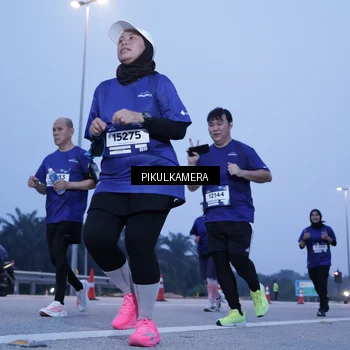 Runner Photo 7340537