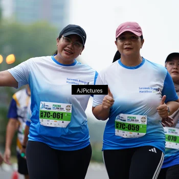 Runner Photo 7340543