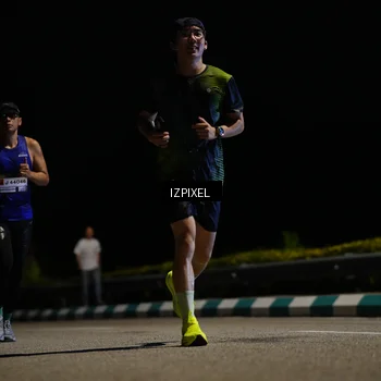 Runner Photo 7340571