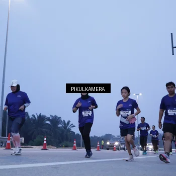 Runner Photo 7340583