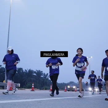 Runner Photo 7340597