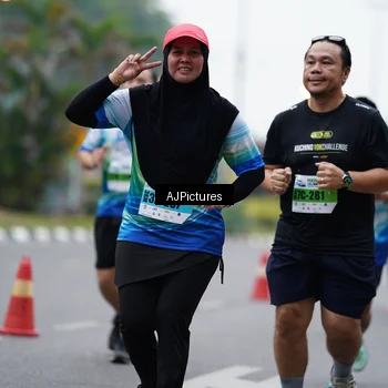 Runner Photo 7340599