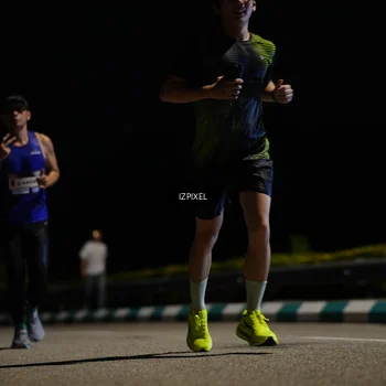 Runner Photo 7340618