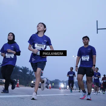 Runner Photo 7340642