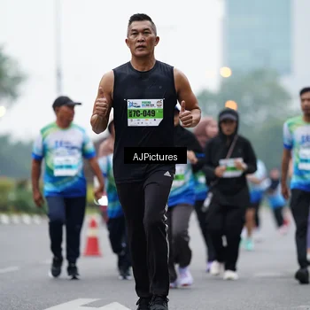 Runner Photo 7340670