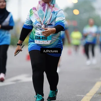 Runner Photo 7340681