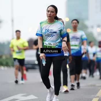 Runner Photo 7340690