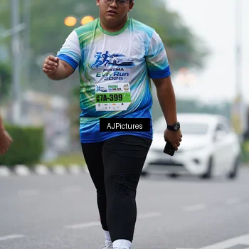 Runner Photo 7340691