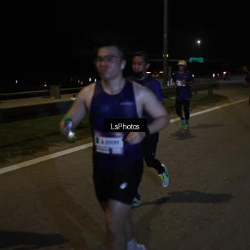 Runner Photo 7340693