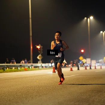 Runner Photo 7340695
