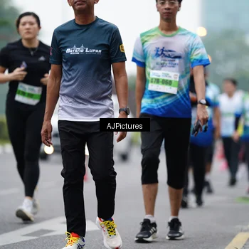 Runner Photo 7340699