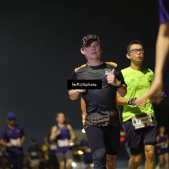 Runner Photo 7340711