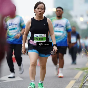 Runner Photo 7340722