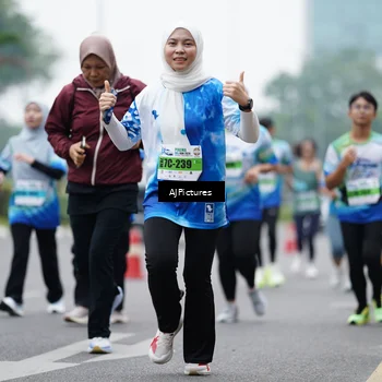 Runner Photo 7340735