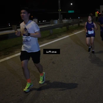 Runner Photo 7340737