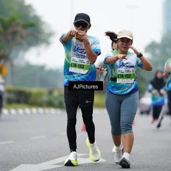 Runner Photo 7340746